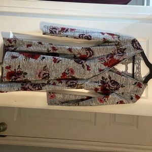 Juniors long sleeve dress size small